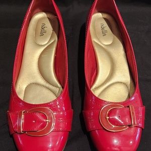 Abella Flats w/ small Pump